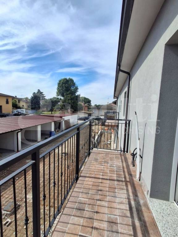 appartamento in vendita a Cavenago d'Adda in zona Caviaga