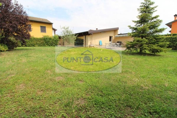casa indipendente in vendita a Cervignano d'Adda