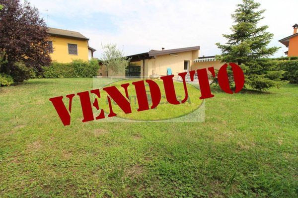 casa indipendente in vendita a Cervignano d'Adda