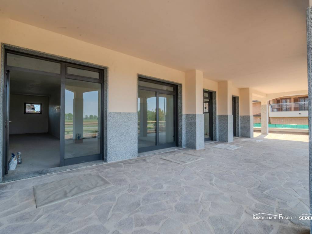 negozio in vendita a Cervignano d'Adda