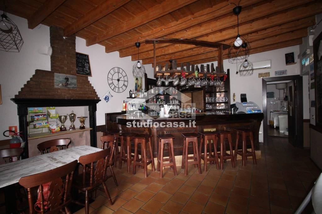 negozio in vendita a Cervignano d'Adda