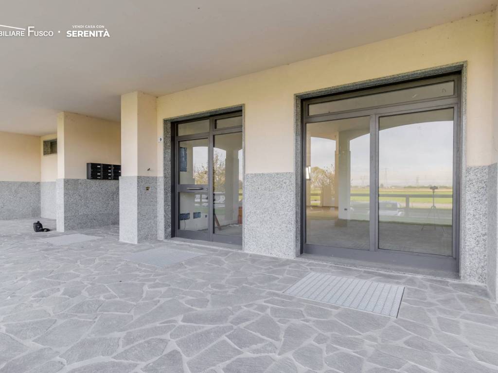 negozio in vendita a Cervignano d'Adda