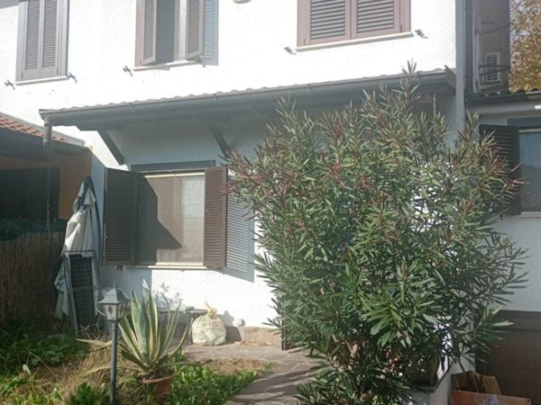 casa indipendente in vendita a Cervignano d'Adda