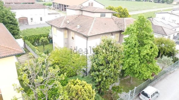 casa indipendente in vendita a Codogno