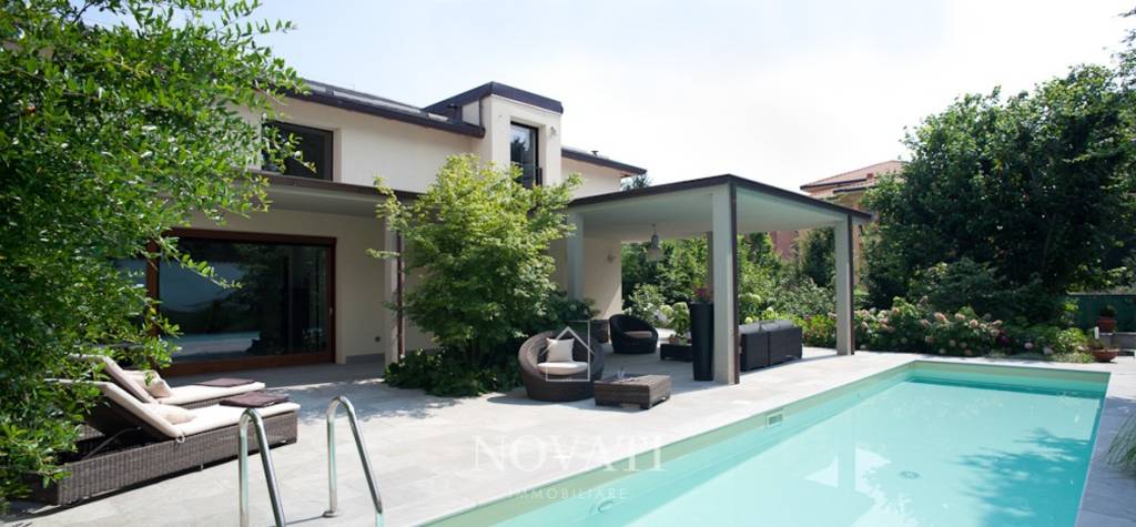casa indipendente in vendita a Codogno