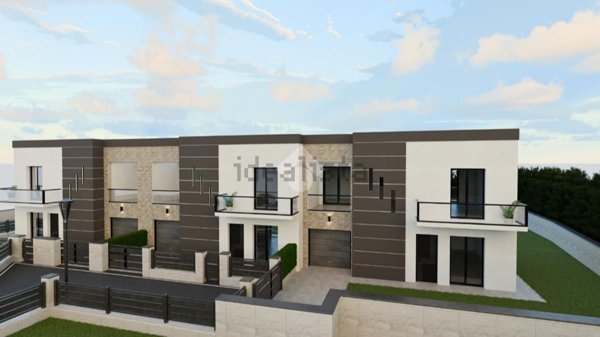 casa indipendente in vendita a Codogno