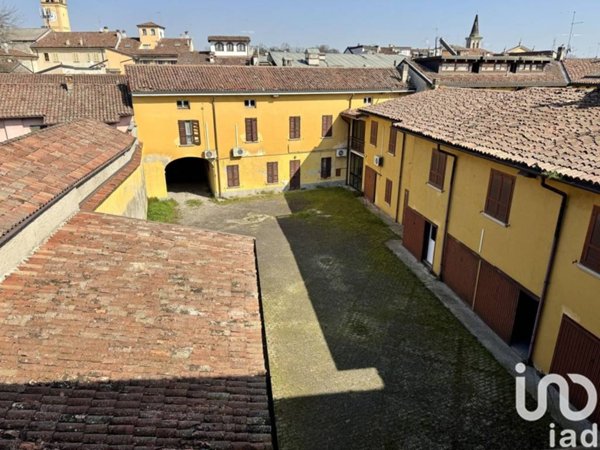 casa indipendente in vendita a Codogno