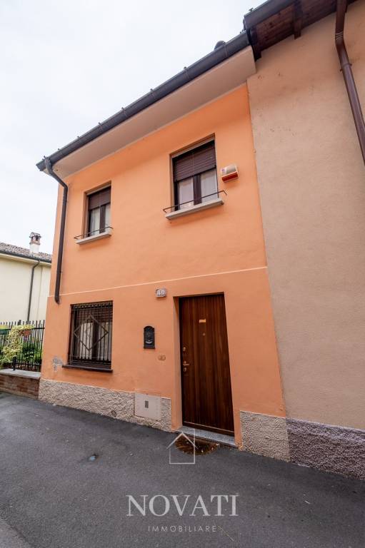 casa indipendente in vendita a Codogno