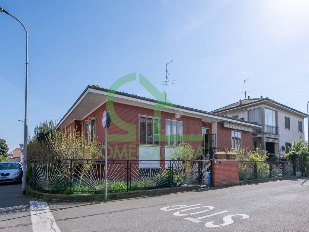 casa indipendente in vendita a Codogno