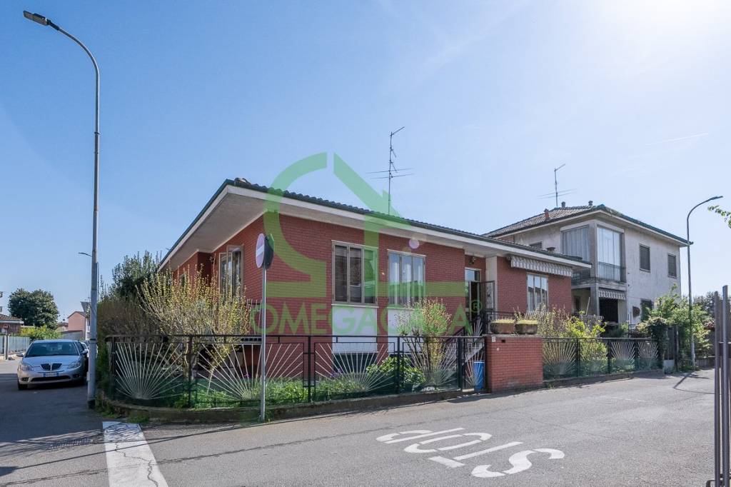 casa indipendente in vendita a Codogno