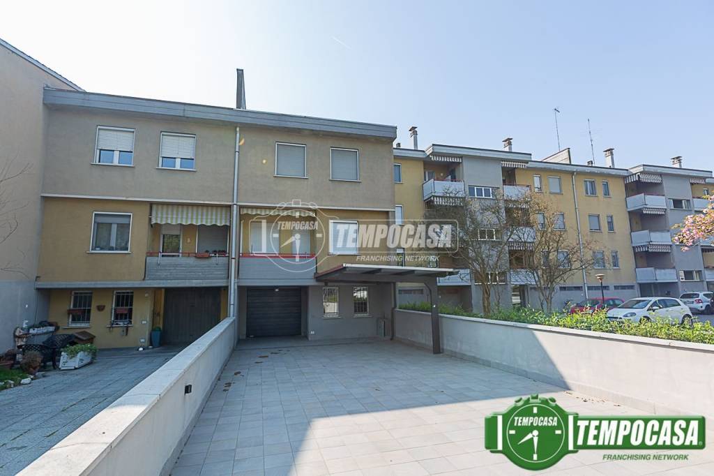 casa indipendente in vendita a Codogno