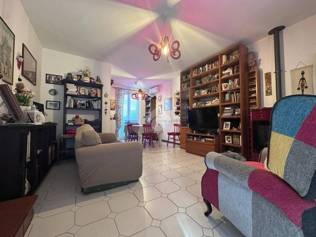 casa indipendente in vendita a Codogno