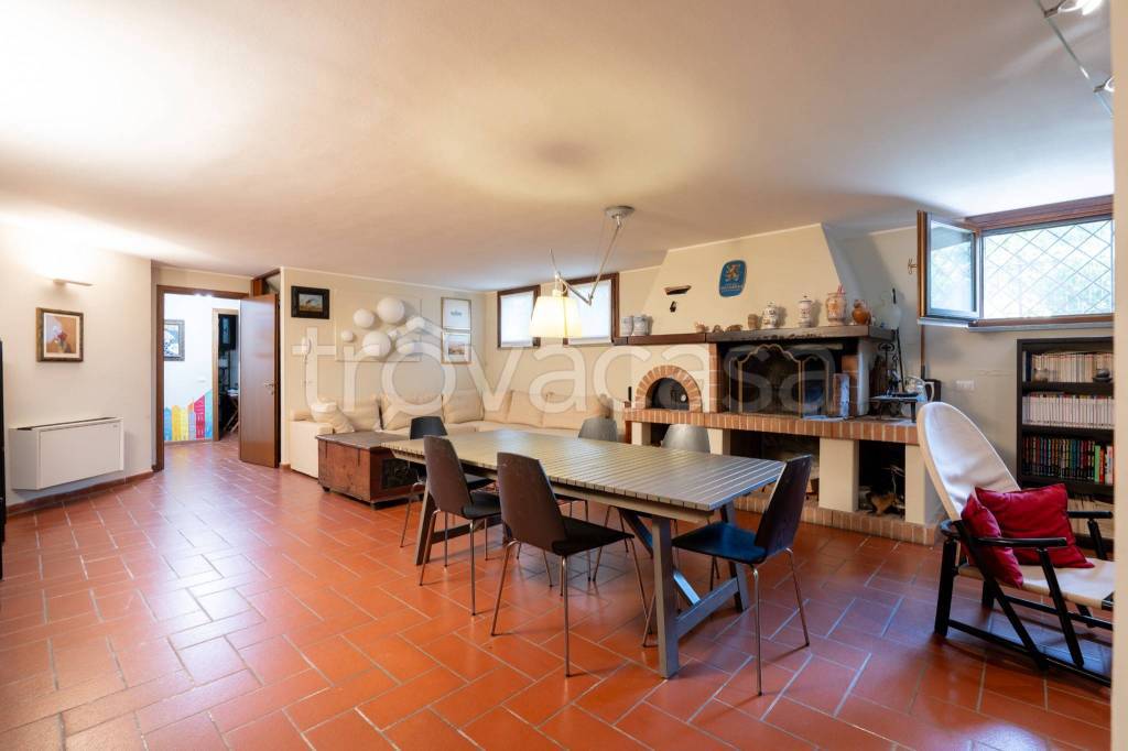 casa indipendente in vendita a Codogno