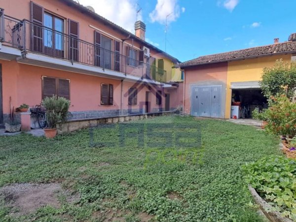 casa indipendente in vendita a Codogno