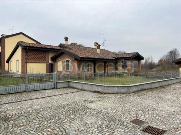 casa indipendente in vendita a Codogno