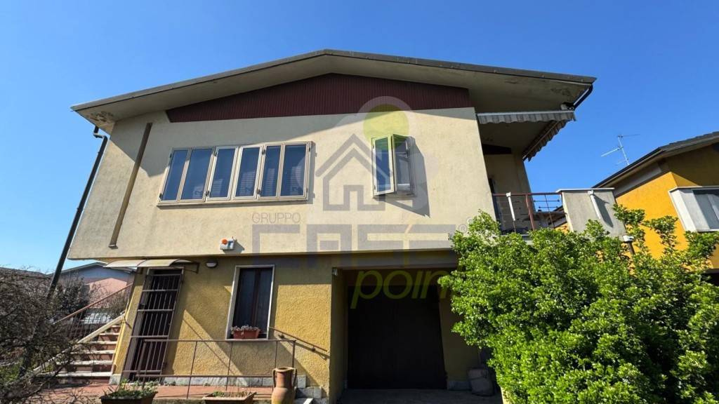 casa indipendente in vendita a Codogno