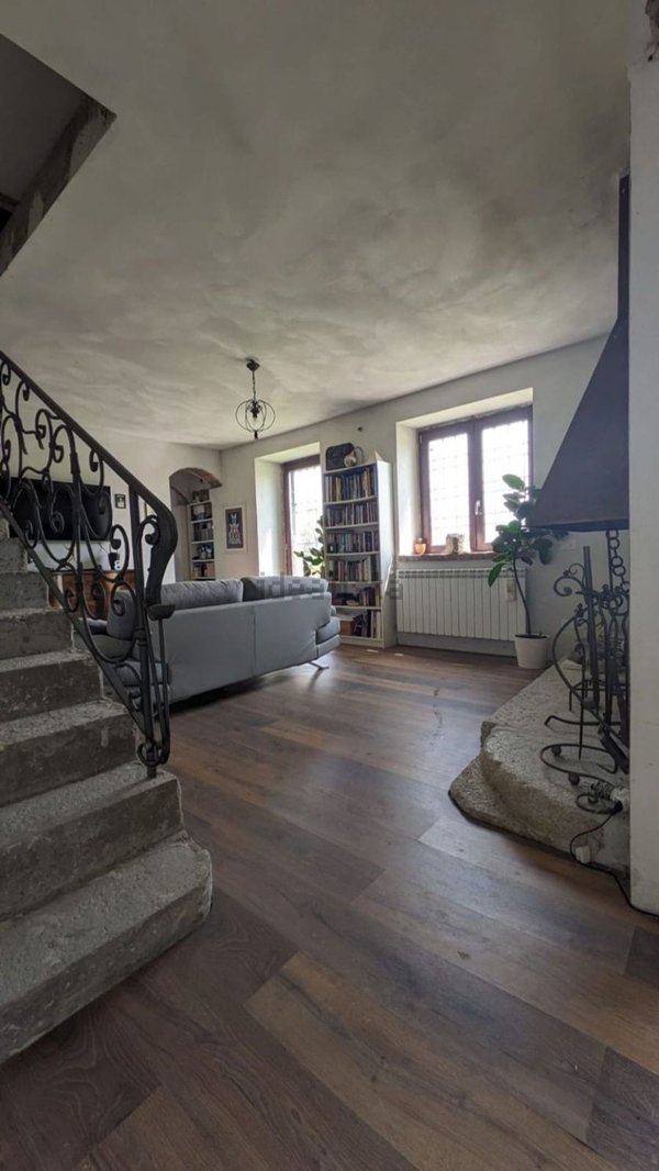 esavano in vendita a Codogno