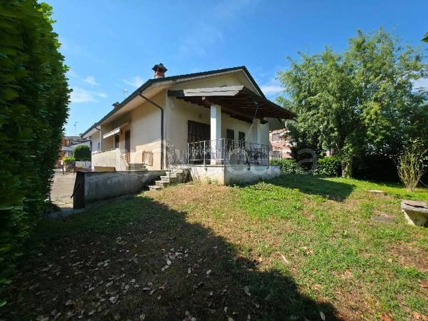casa indipendente in vendita a Codogno