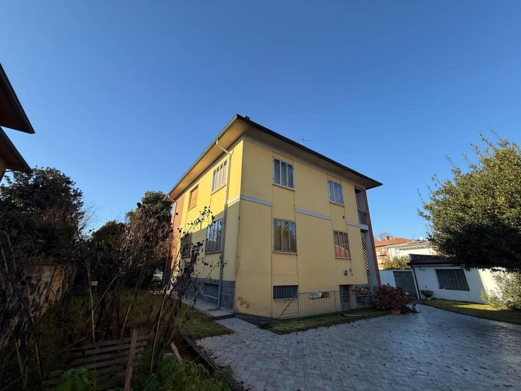 casa indipendente in vendita a Codogno