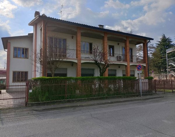 casa indipendente in vendita a Codogno