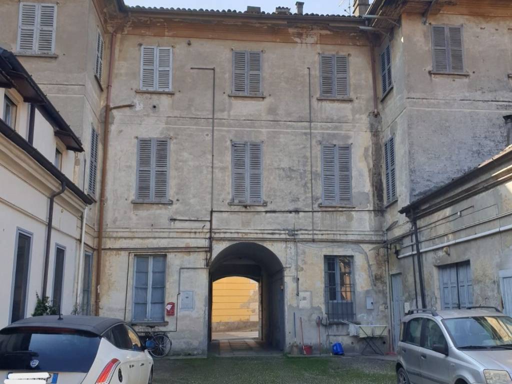 intera palazzina in vendita a Codogno