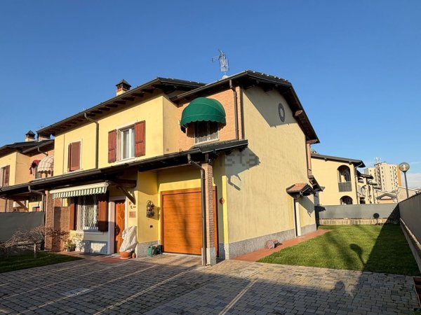 casa indipendente in vendita a Codogno