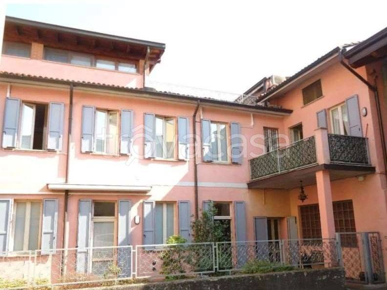 casa indipendente in vendita a Codogno