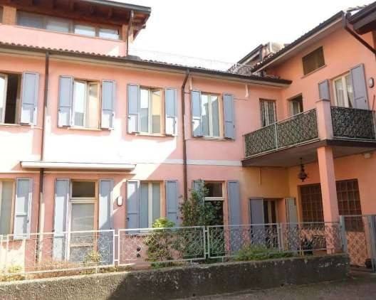 casa indipendente in vendita a Codogno
