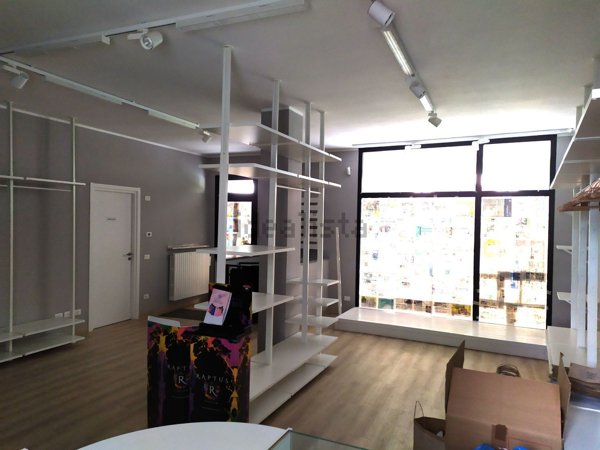 negozio in vendita a Codogno