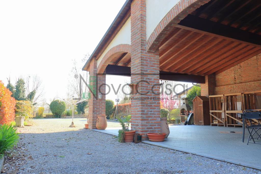 casa indipendente in vendita a Codogno