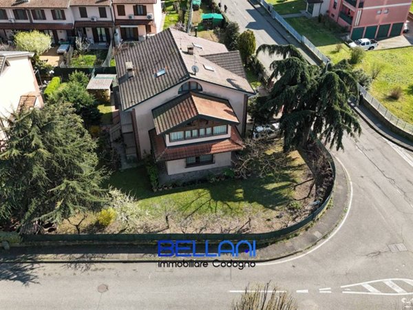 casa indipendente in vendita a Codogno