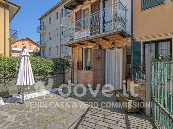 casa indipendente in vendita a Codogno