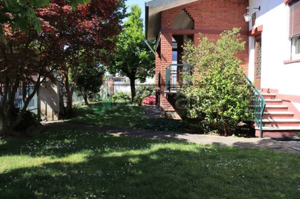 casa indipendente in vendita a Codogno