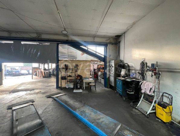 locale commerciale in vendita a Codogno