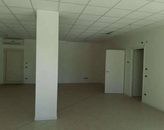 negozio in vendita a Codogno