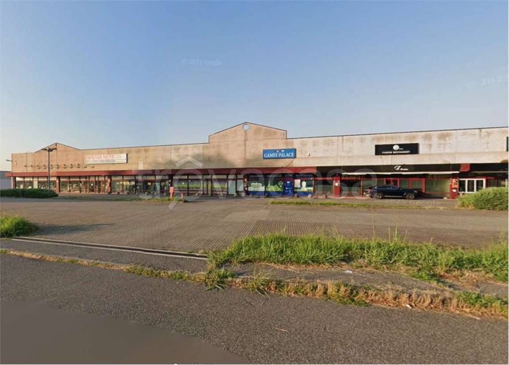 negozio in vendita a Codogno