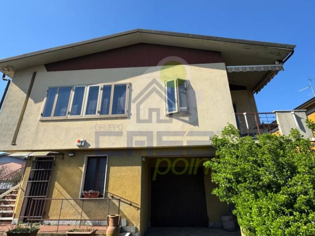 casa indipendente in vendita a Codogno