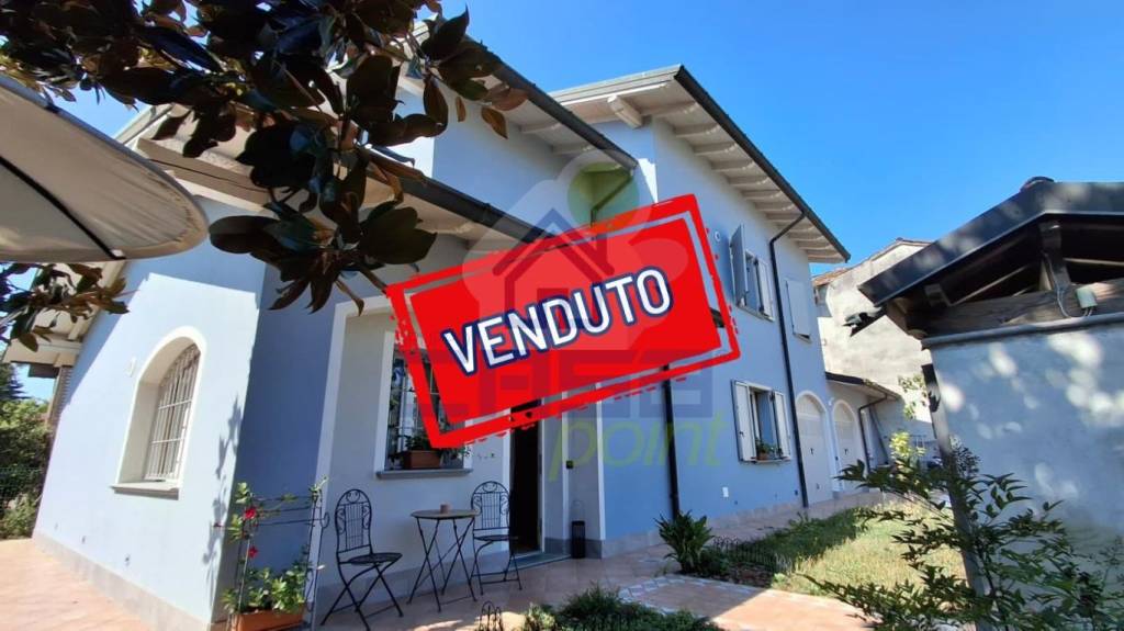 casa indipendente in vendita a Codogno