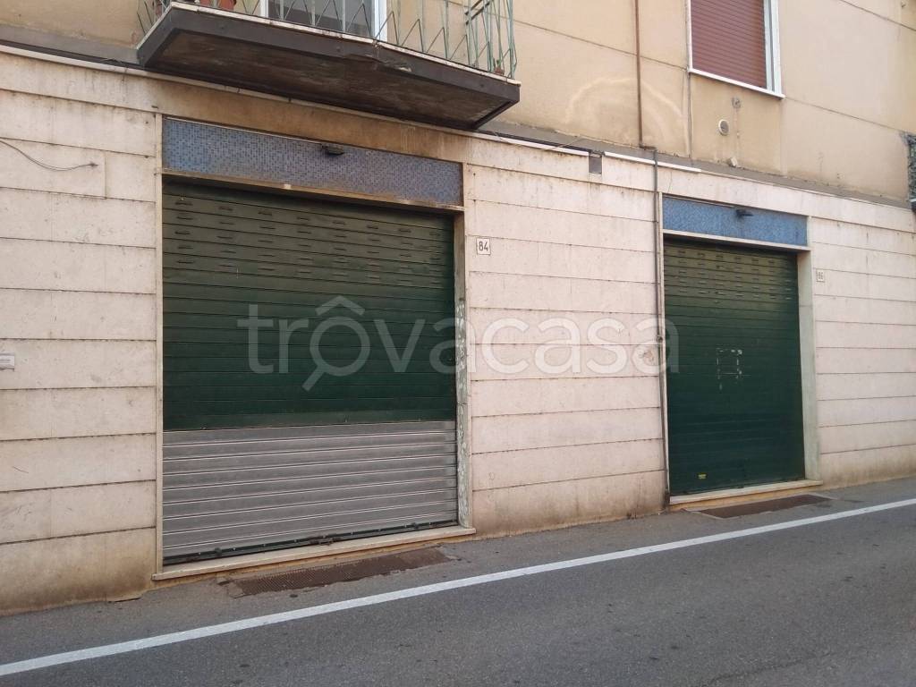negozio in vendita a Codogno