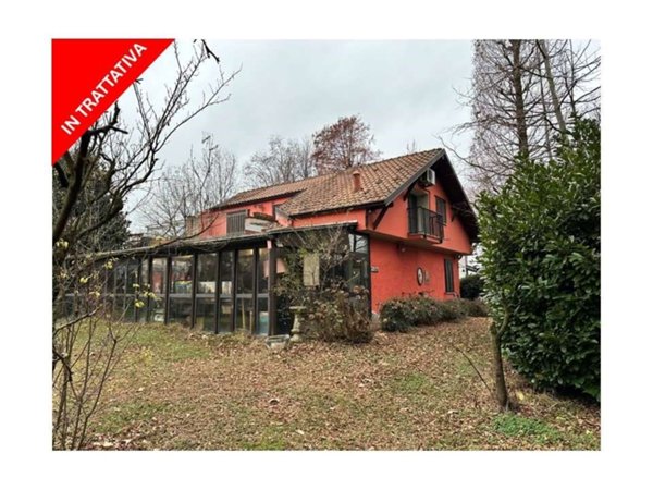 casa indipendente in vendita a Comazzo