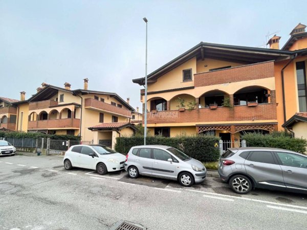 appartamento in vendita a Comazzo