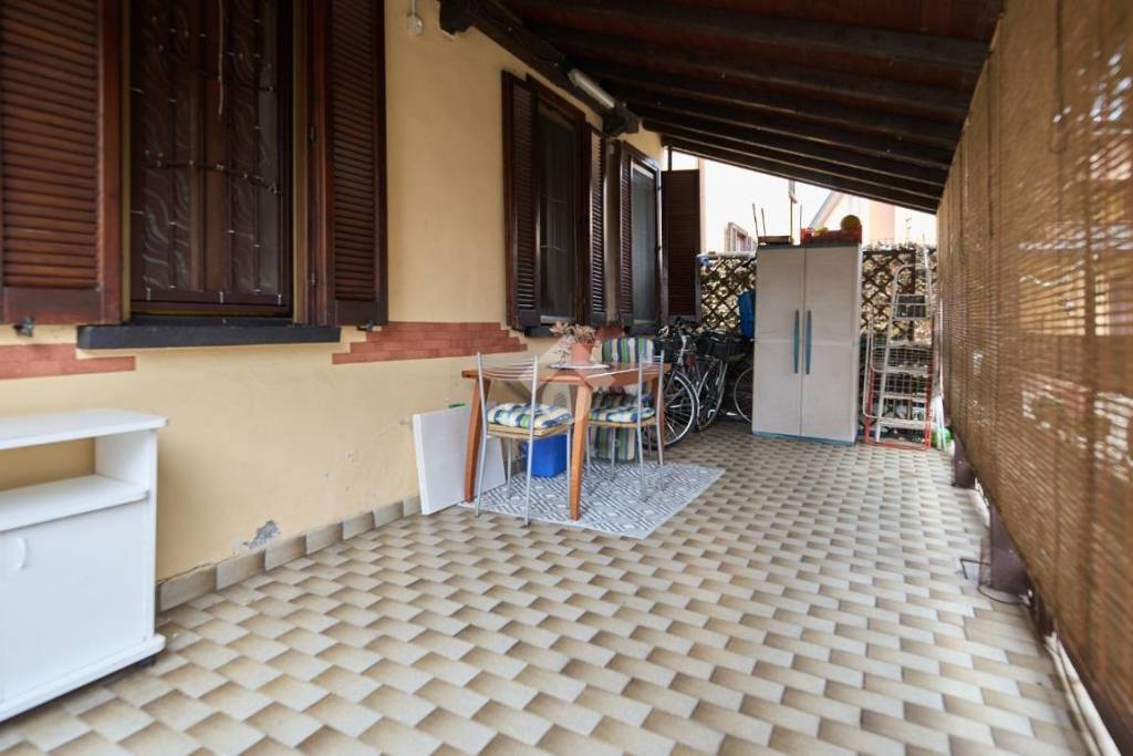 casa indipendente in vendita a Comazzo