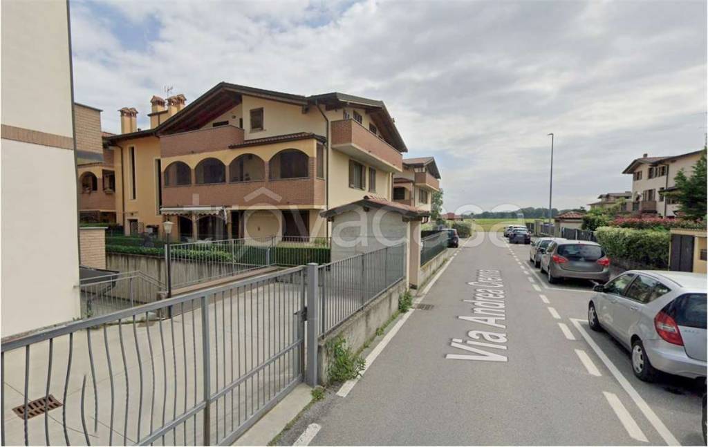 appartamento in vendita a Comazzo