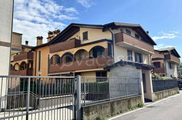 appartamento in vendita a Comazzo