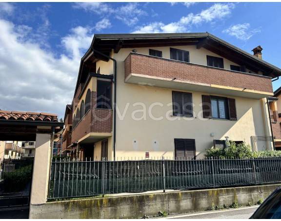 appartamento in vendita a Comazzo