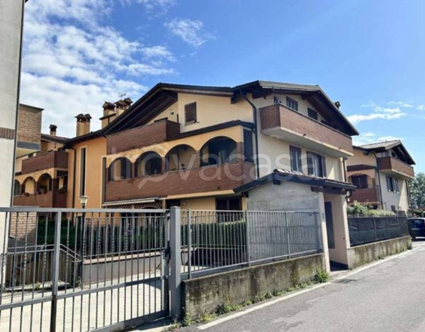 appartamento in vendita a Comazzo