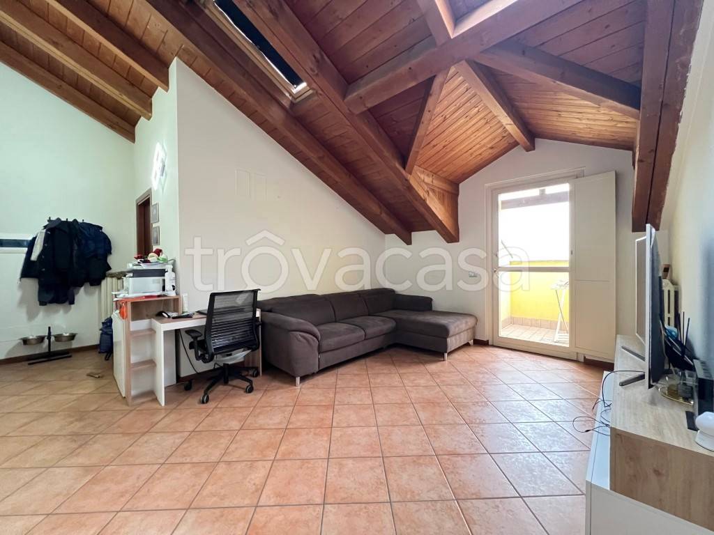 appartamento in vendita a Comazzo
