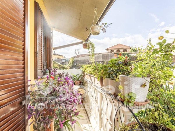 casa indipendente in vendita a Comazzo