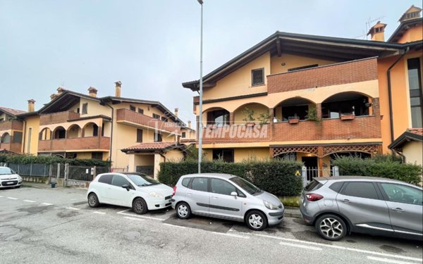 appartamento in vendita a Comazzo