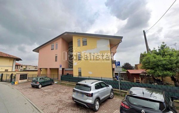 appartamento in vendita a Comazzo